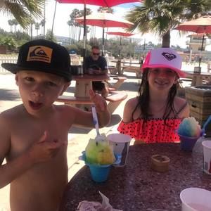 Meet your Posher, Eva